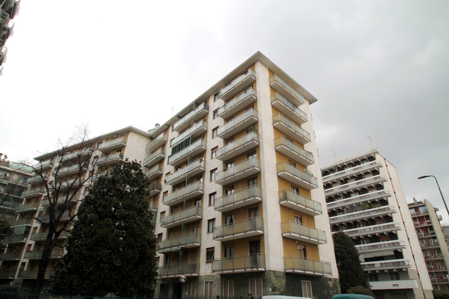 Appartamento in condominio di 4 locali MILANO  di 140 mq