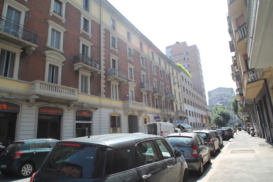 MILANO - Appartamento in condominio in vendita (ID: 5573)