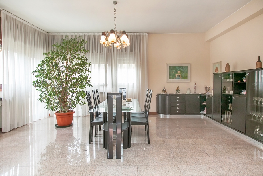 Appartamento in palazzina di 4 locali 