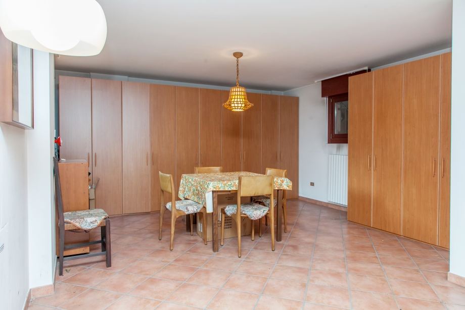 Appartamento in condominio di 4 locali 