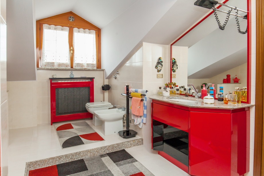 Appartamento in palazzina di 2 locali 