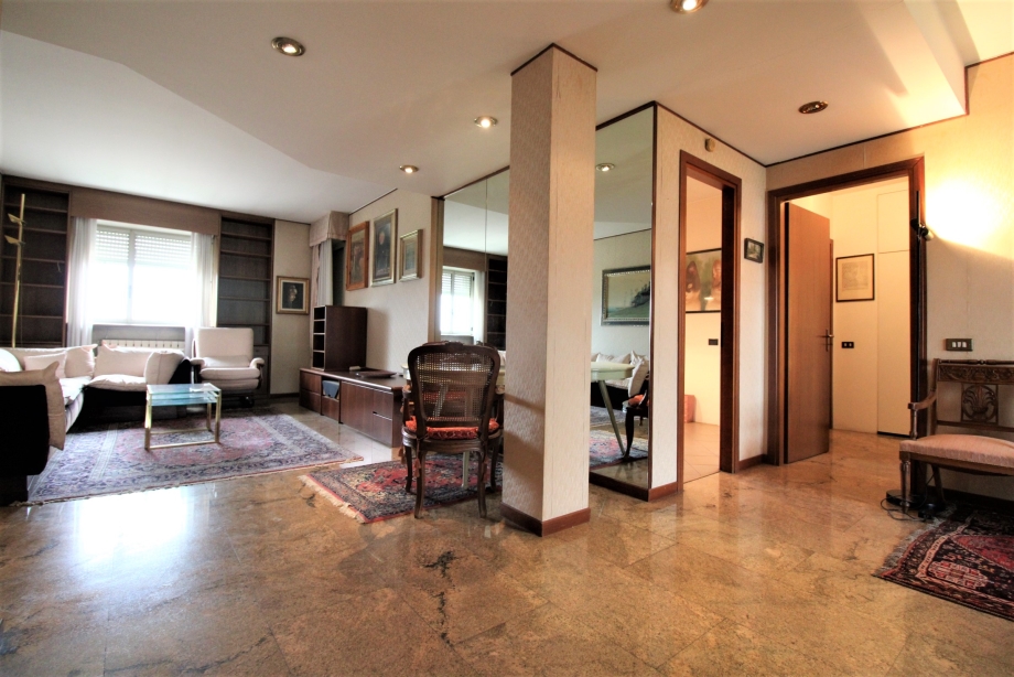 Appartamento in condominio di 4 locali MILANO di 138 mq