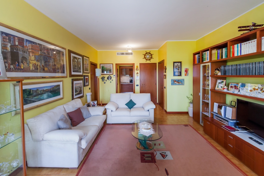Appartamento in palazzina di 3 locali 