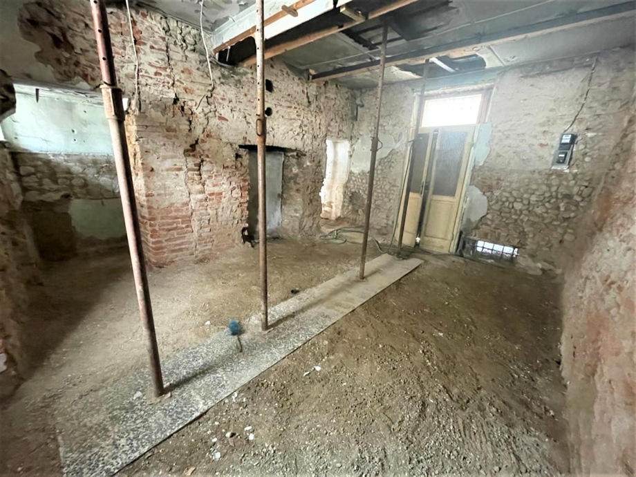 Villa singola di 4 locali LISSONE di 156 mq