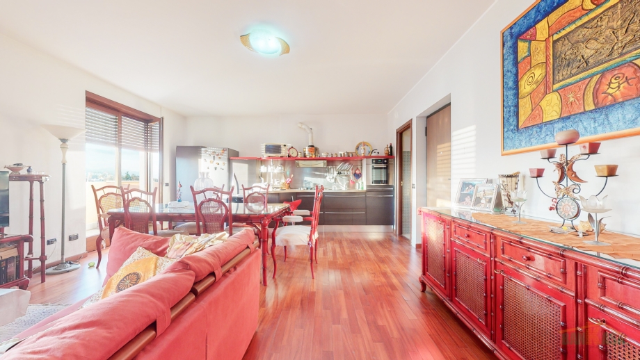 Appartamento in condominio di 3 locali CARDANO AL CAMPO di 90 mq