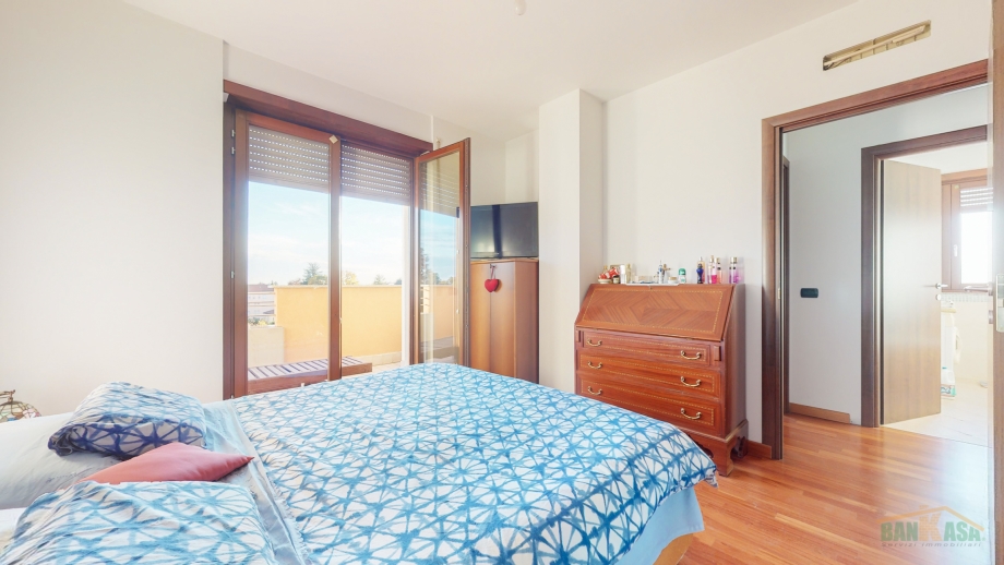 Appartamento in condominio di 3 locali CARDANO AL CAMPO di 90 mq