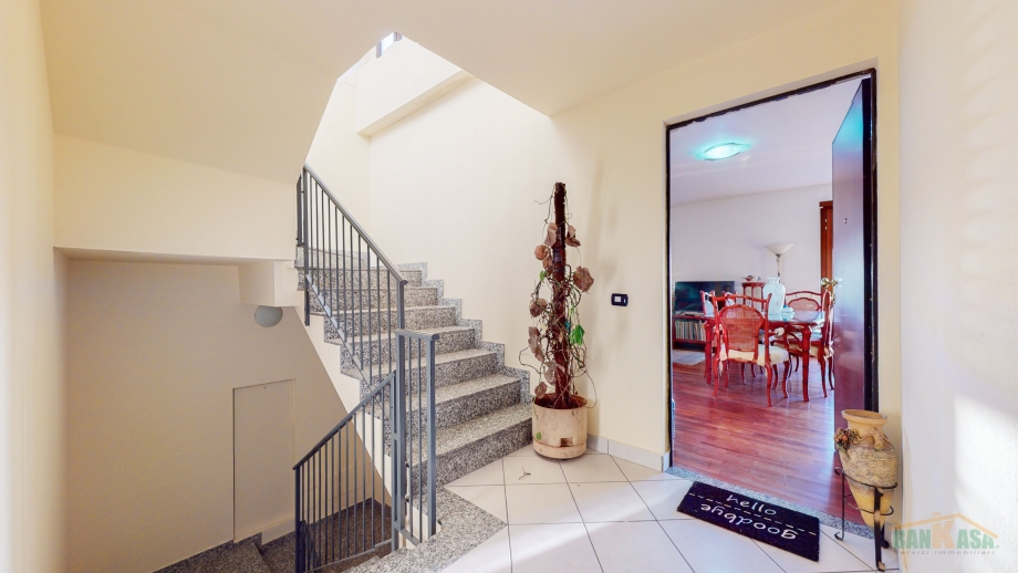 Appartamento in condominio di 3 locali CARDANO AL CAMPO di 90 mq