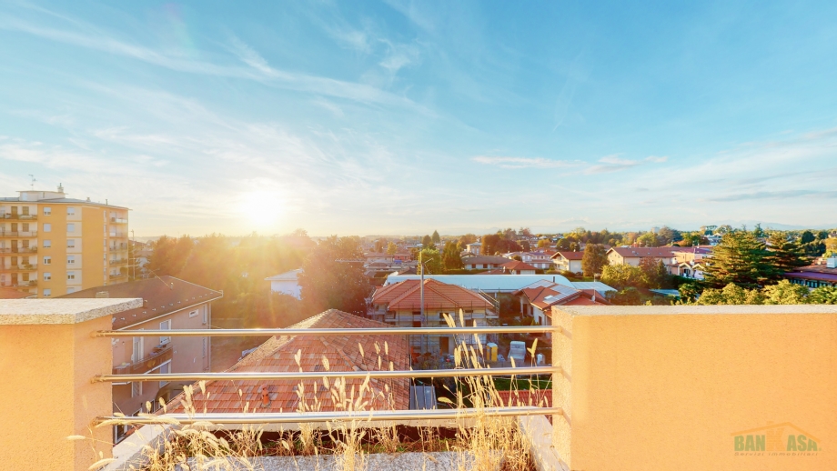 Appartamento in condominio di 3 locali CARDANO AL CAMPO di 90 mq