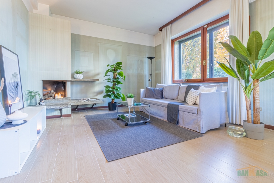 Villa singola di 5 locali ARESE  di 207 mq