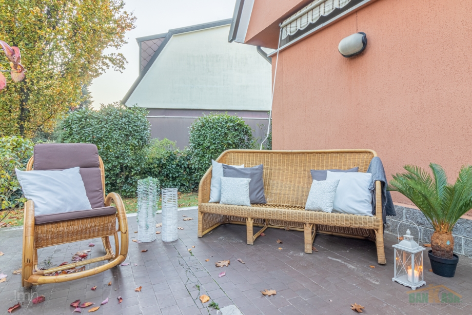Villa singola di 5 locali ARESE  di 207 mq