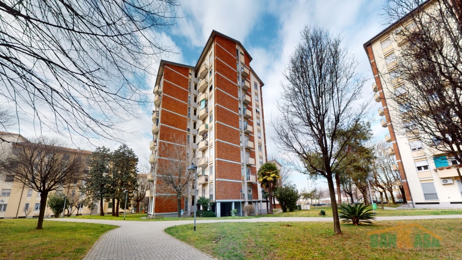 MILANO - Appartamento in condominio in vendita (ID: 7318)