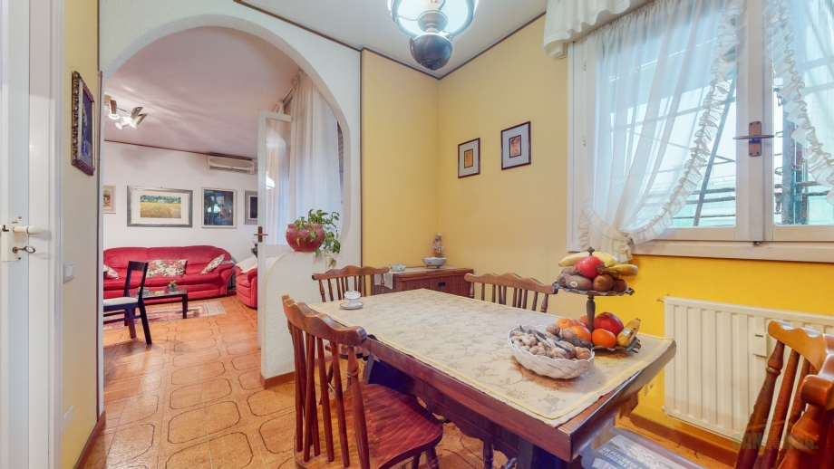 Appartamento in palazzina di 3 locali TREZZANO SUL NAVIGLIO di 95 mq
