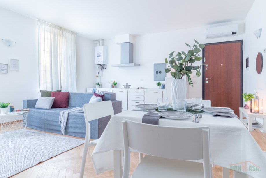 Appartamento in palazzina di 3 locali MILANO di 101 mq