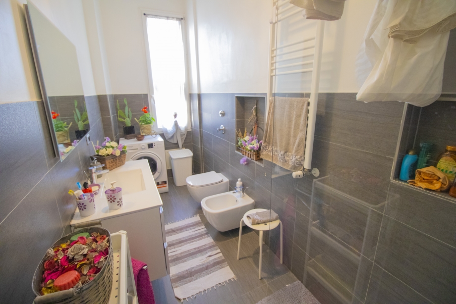 Appartamento in condominio di 2 locali MILANO di 64 mq