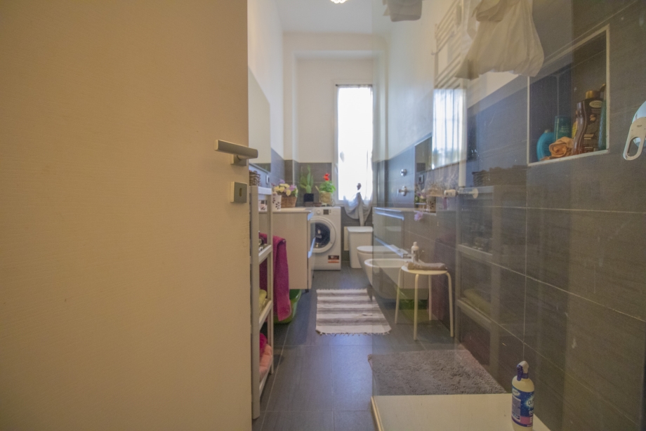 Appartamento in condominio di 2 locali MILANO di 64 mq