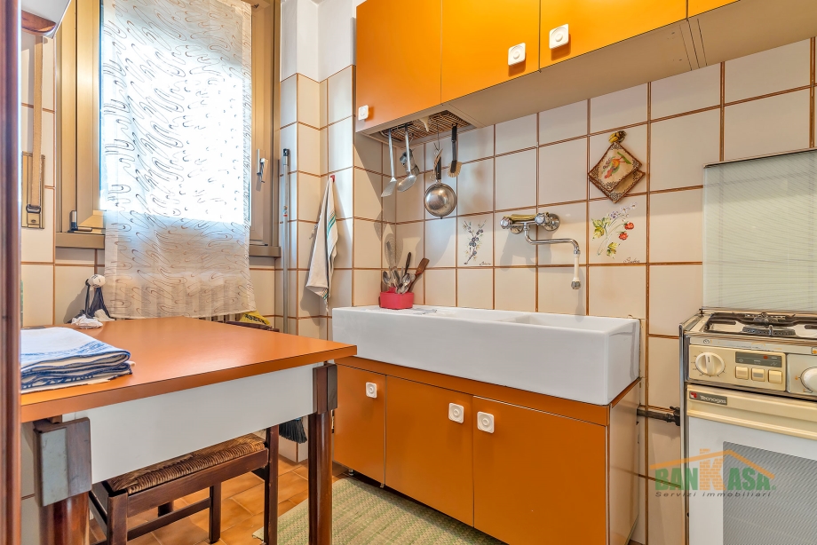Appartamento in condominio di 3 locali BRESSO di 80 mq