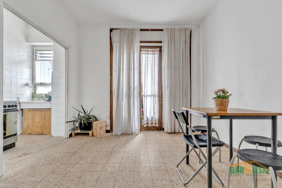 Appartamento in condominio di 2 locali MILANO ISTRIA di 52 mq