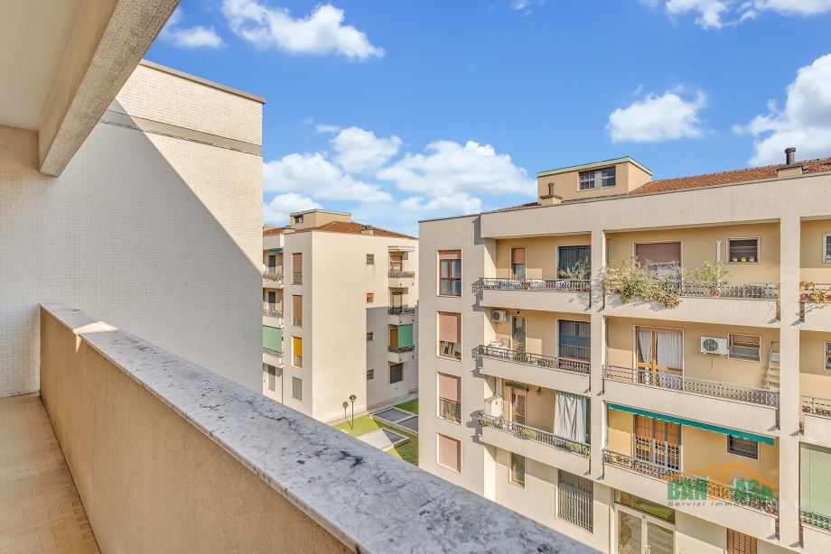 Appartamento in palazzina di 3 locali MILANO - ISTRIA di 96 mq