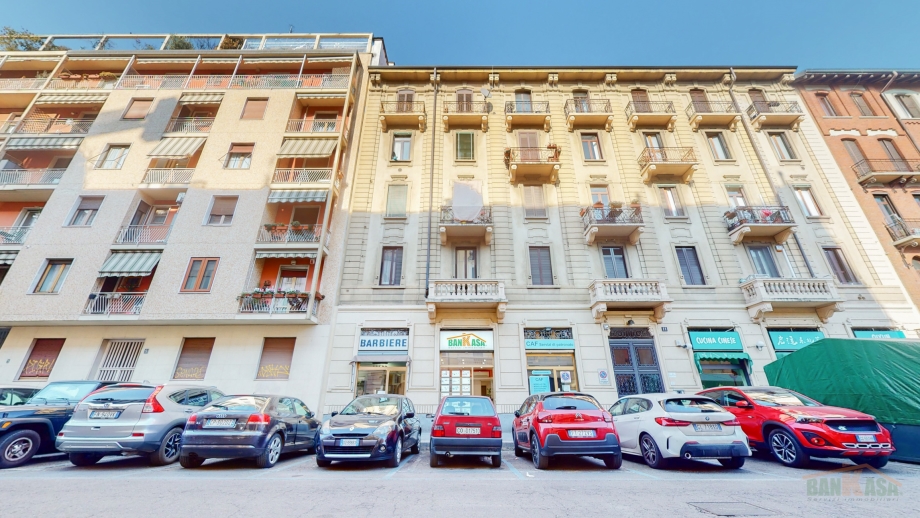 MILANO - Negozio in vendita (ID: 7396)