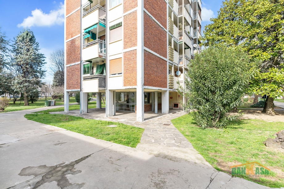 Appartamento in condominio di 2 locali MILANO di 62 mq