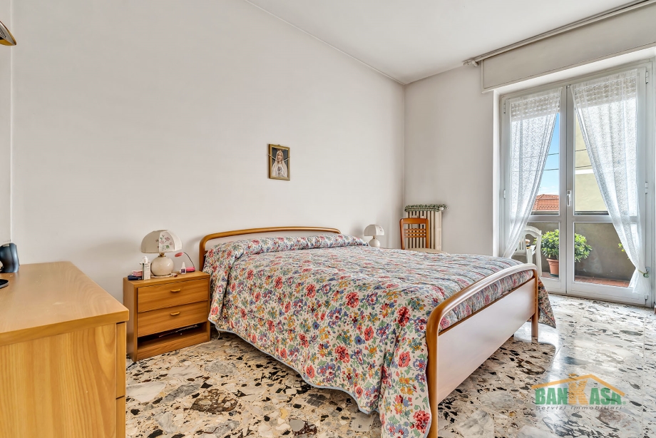 Appartamento in condominio di 2 locali BRESSO di 71 mq