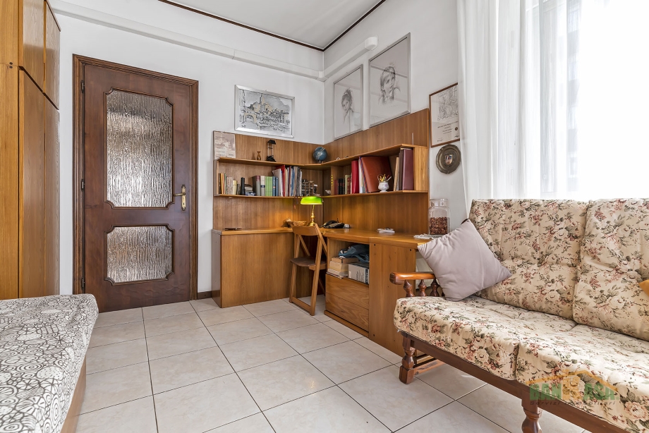 Appartamento in condominio di 4 locali BRESSO di 124 mq