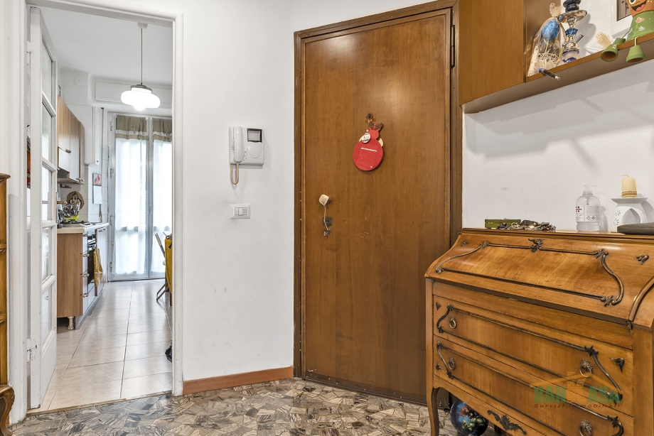 Appartamento in condominio di 4 locali MILANO - ISTRIA di 104 mq