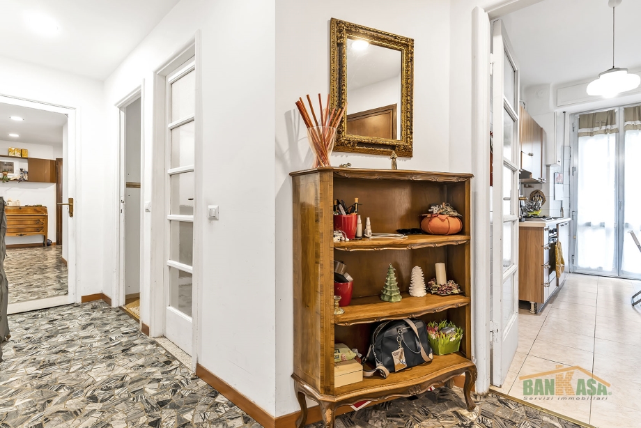 Appartamento in condominio di 4 locali MILANO - ISTRIA di 104 mq