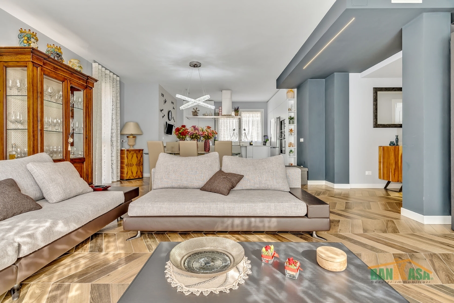 BRESSO - Appartamento in condominio in vendita (ID: 7412)