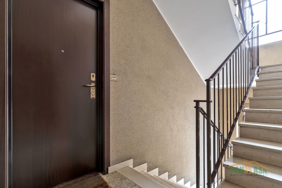 Appartamento in condominio di 3 locali BRESSO di 85 mq