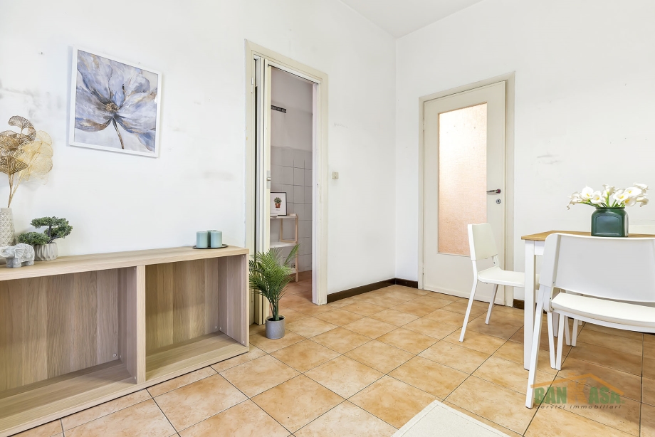 Appartamento in condominio di 3 locali BRESSO di 85 mq