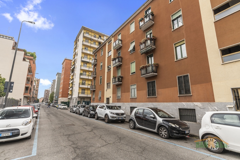 Appartamento in palazzina di 3 locali MILANO di 75 mq