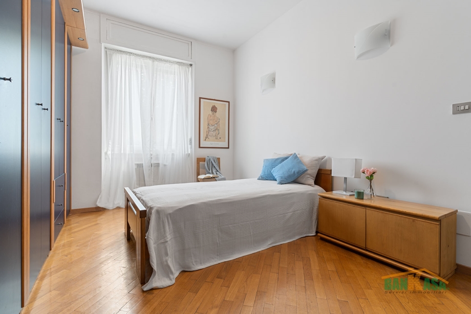 Appartamento in palazzina di 2 locali MILANO di 63 mq