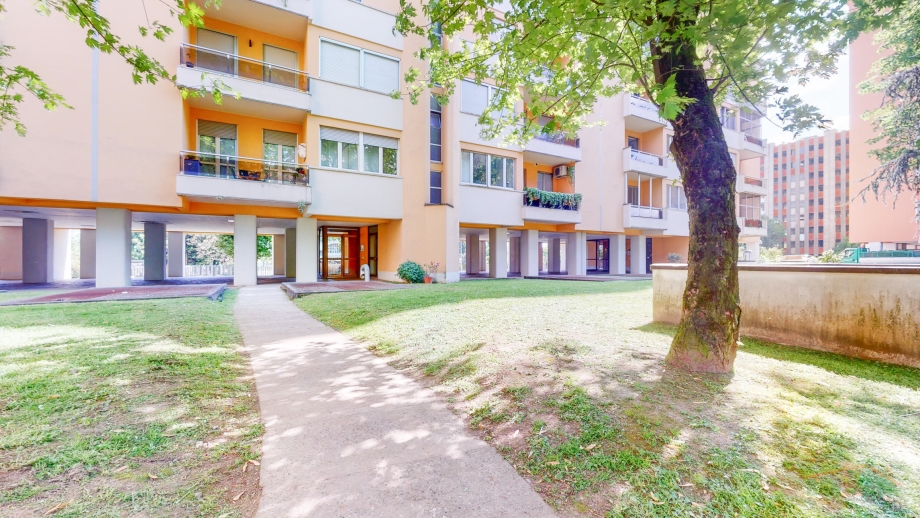 Appartamento in condominio di 2 locali MILANO di 68 mq