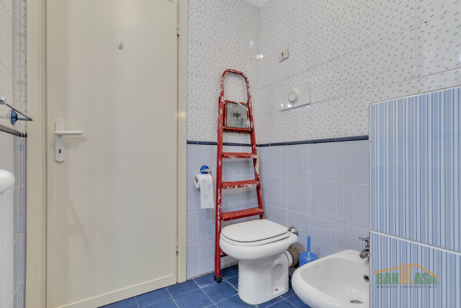 Appartamento in condominio di 3 locali BRESSO di 109 mq