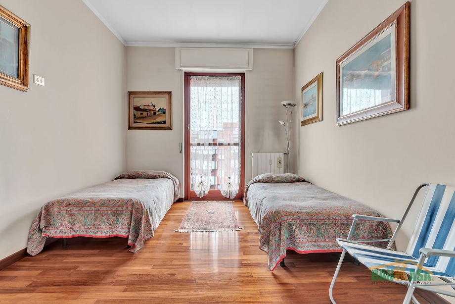 Appartamento in condominio di 3 locali BRESSO di 109 mq
