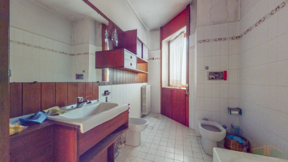 Appartamento in condominio di 5 locali MILANO di 177 mq