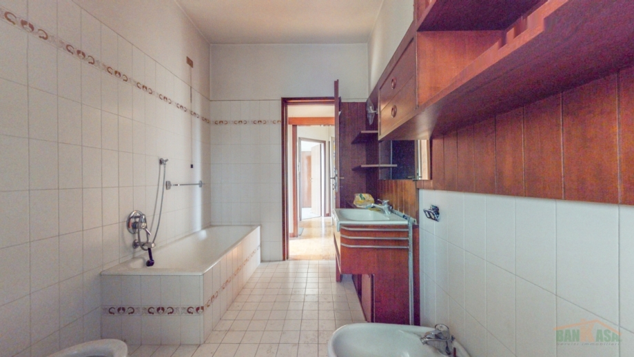 Appartamento in condominio di 5 locali MILANO di 177 mq