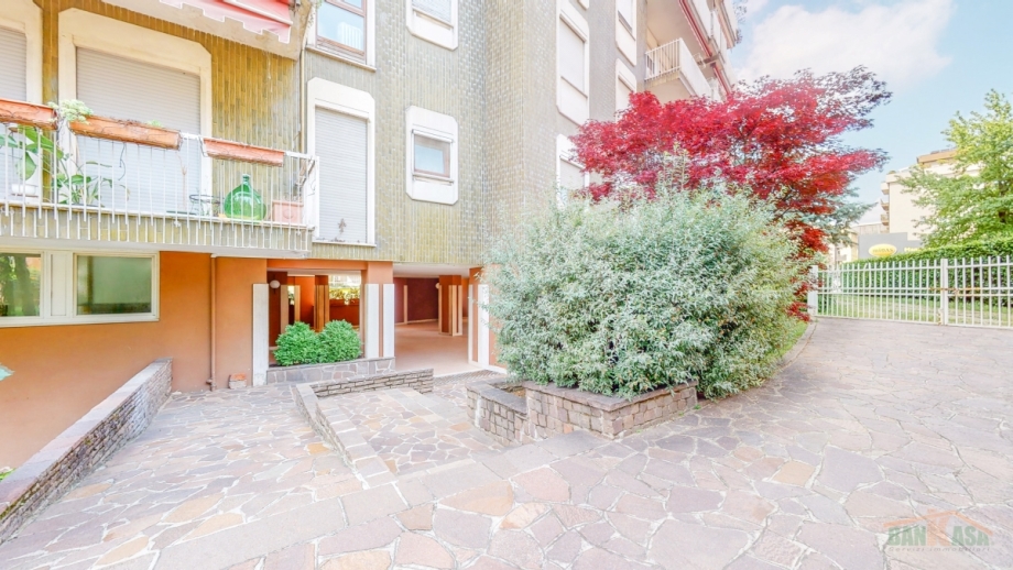Appartamento in condominio di 5 locali MILANO di 177 mq