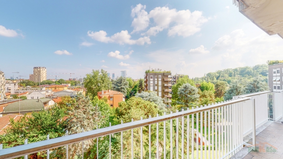 Appartamento in condominio di 5 locali MILANO di 177 mq