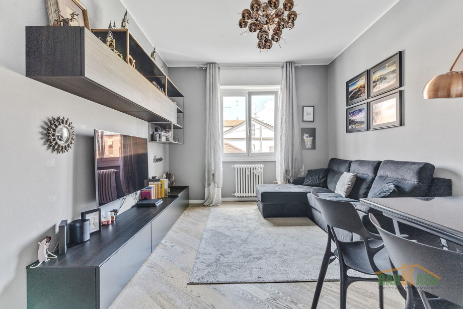 BRESSO - Appartamento in condominio in vendita (ID: 7523)