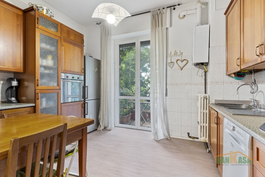 Appartamento in condominio di 4 locali CORMANO di 120 mq