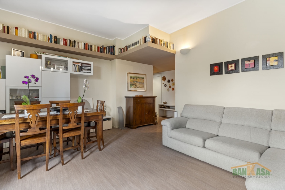 Appartamento in condominio di 4 locali CORMANO di 120 mq