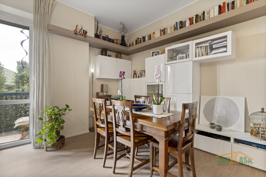 Appartamento in condominio di 4 locali CORMANO di 120 mq