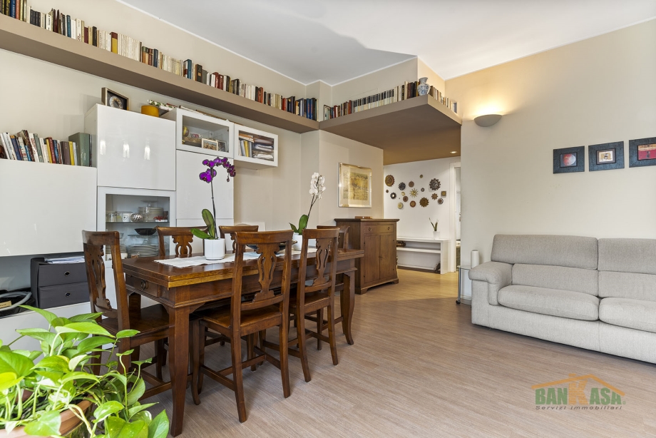 Appartamento in condominio di 4 locali CORMANO di 120 mq