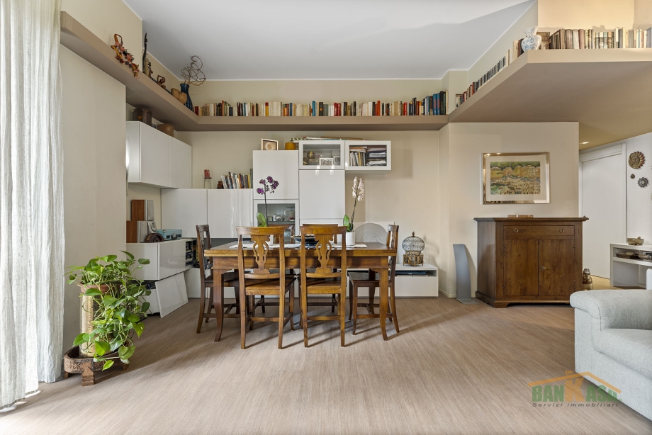 Appartamento in condominio di 4 locali CORMANO di 120 mq