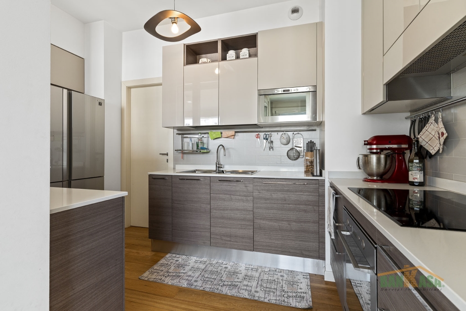 Appartamento in condominio di 4 locali 