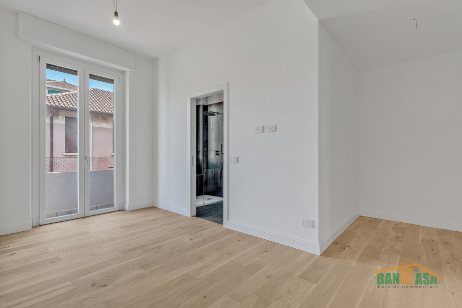 Appartamento in palazzina di 3 locali MILANO - ISTRIA di 118 mq