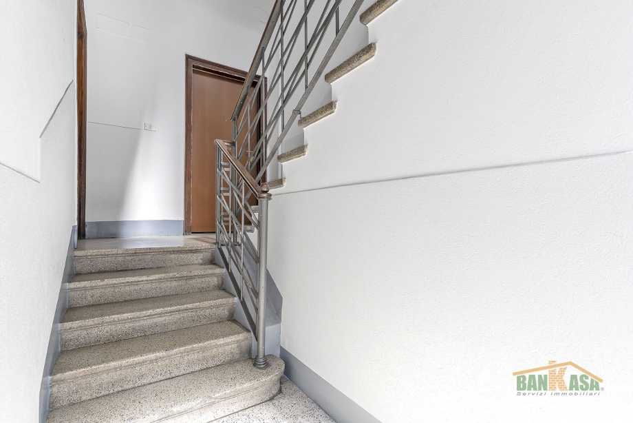 Appartamento in palazzina di 3 locali MILANO - ISTRIA di 118 mq