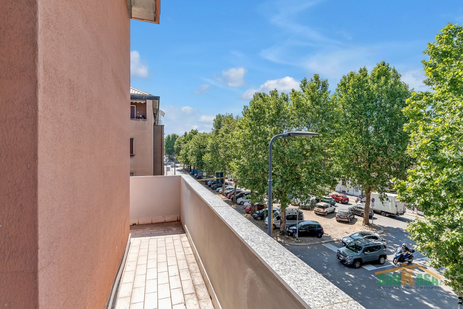 Appartamento in palazzina di 3 locali MILANO - ISTRIA di 118 mq